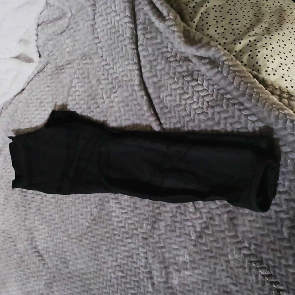 Lululemon leggings - Picture 4 of 5